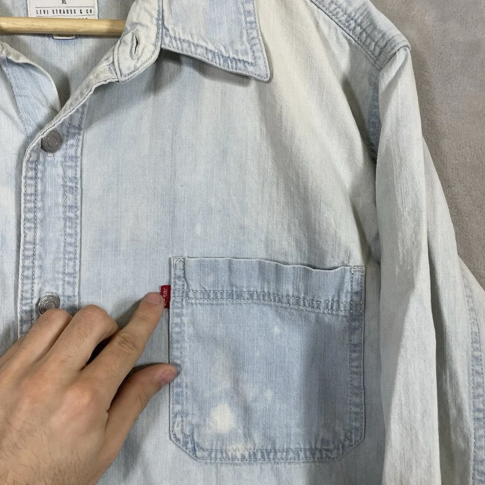 Vintage Levis Shirt Mens XL Blue Denim Jean Metal Button Up Faded Utility Work